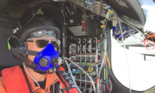 2015_04_21_Solar_Impulse_2_RTW_6th_Flight_Chongqing_to_Nanjing_Picture_from_the_cockpit_06.png